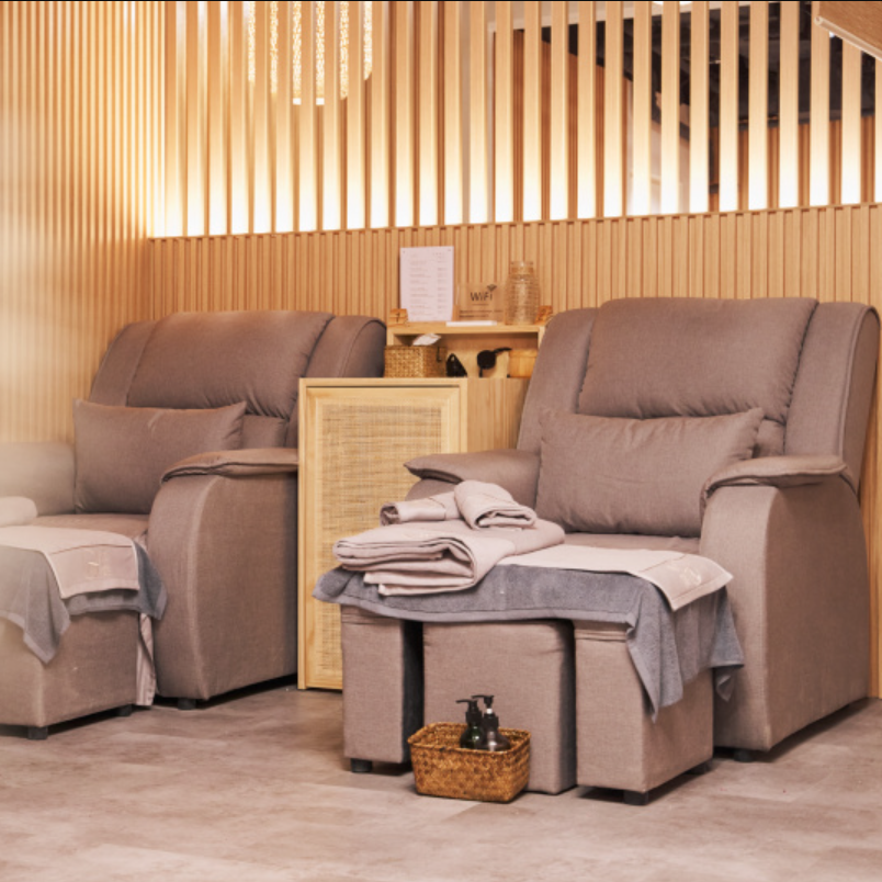 c8ffbe9b 9c40 433a 8d4b e7b45ce2a7d7